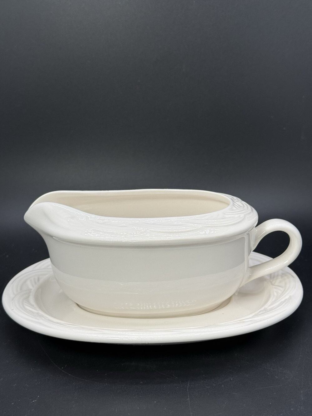 Pfaltzgraff "Arcadia White" Gravy Boat & Underplate